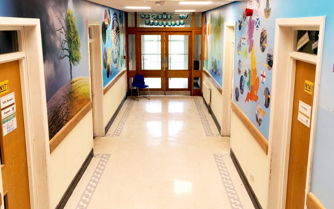 Stimulate Learning in Schools with Wall Murals – Baines High School